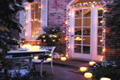 d&eacute;cor for outside wedding.